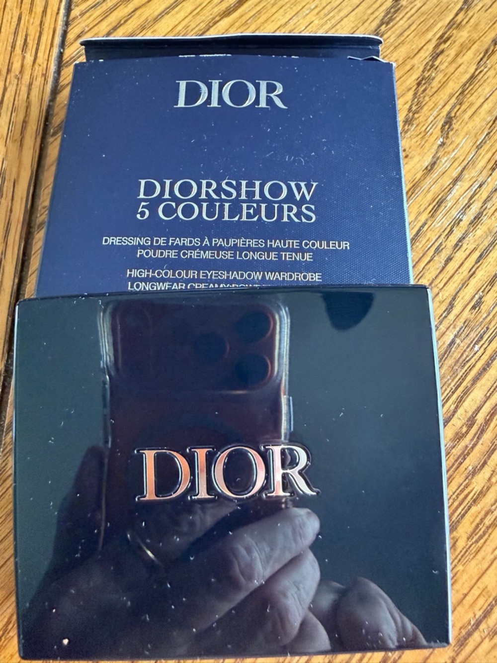 Dior Diorshow 5 Couleurs Compact in Black with Silver Logo